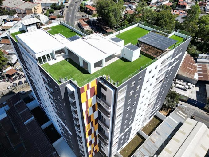 Torre Pamplona 402 -Nuevo Y Comodo- Apartamento Гватемала Экстерьер фото